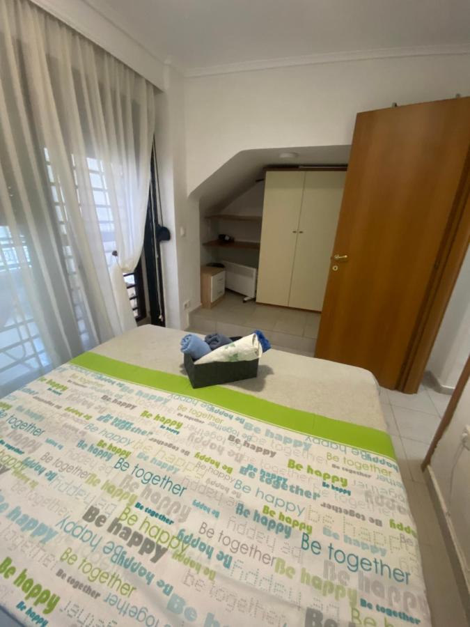 Lovely 2-Bedroom Appartement With Free Parking Agia Triada  Zewnętrze zdjęcie