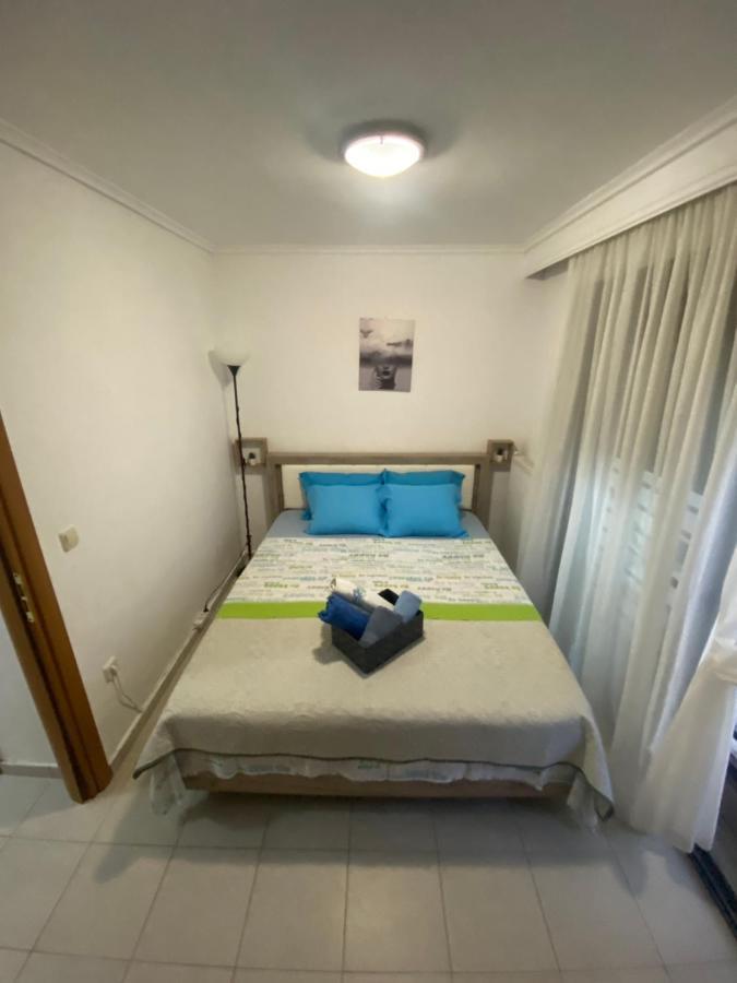 Lovely 2-Bedroom Appartement With Free Parking Agia Triada  Zewnętrze zdjęcie